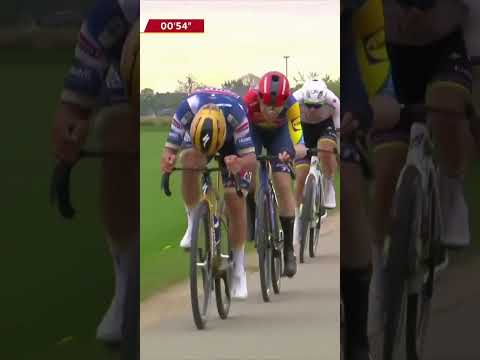 Something we NEVER see 😱🌈 Tadej Pogacar attacked and was then CAUGHT by Evenepoel and Skjelmose.