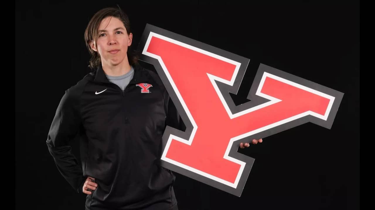 Hannah Saiz Explains Life as a DI Head Coach, Why Excellence Isn't Normal