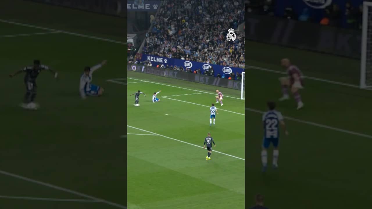 🌪️ Vini Jr., just unstoppable. #RealMadrid #LaLigaHighlights #EspanyolRealMadrid