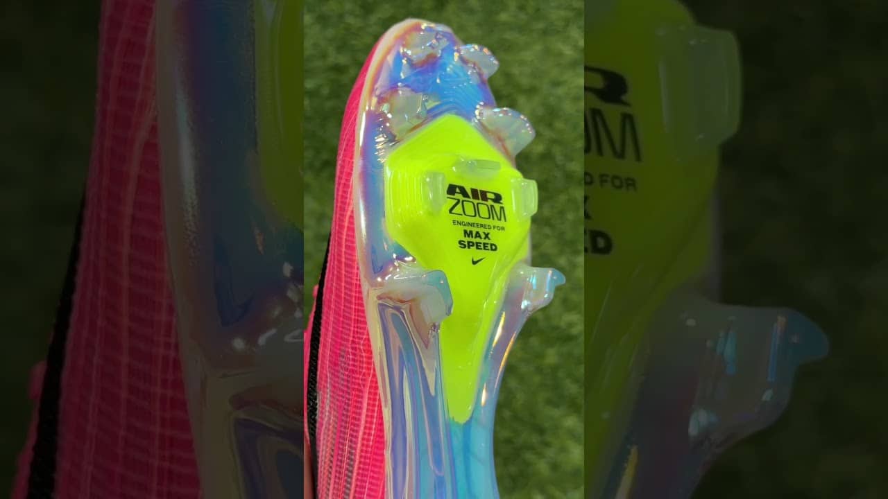 Unboxing the NEW Nike Mercurial Superfly 11 Elite
