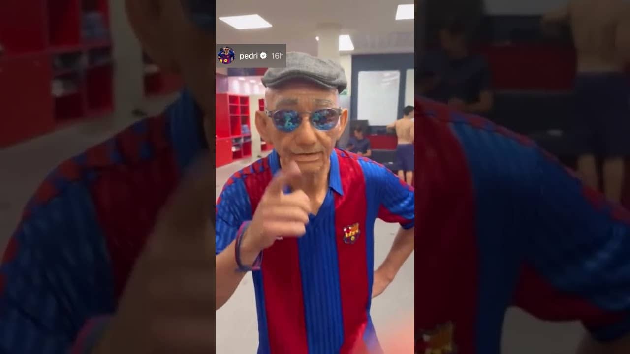 Pedri disguised as a grandpa 🤣 (via pedri/TT)