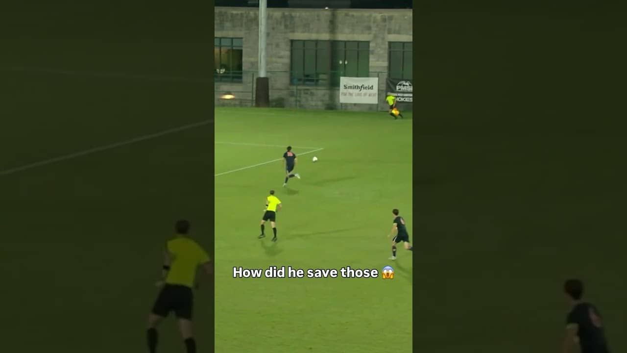 He stood on his head 🤩 #virginiacavaliers #accsoccer #collegesoccer