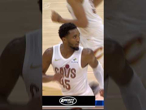 🔥 Spida is goin crazy in the fourth! #LetEmKnow #Cavs #DonovanMitchell #NBA #Shorts