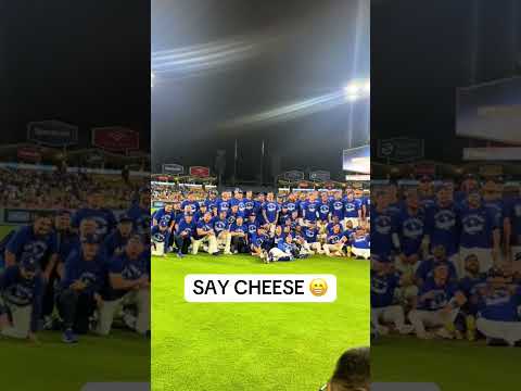 THE DODGERS WIN THE WILD CARD ROUND VS. THE REDS 👏🤩