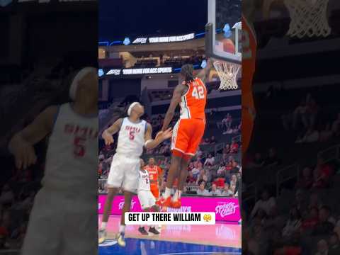 Big man got 🆙 #cuse #syracusebasketball #syracuse #syracuseorange #accbasketball