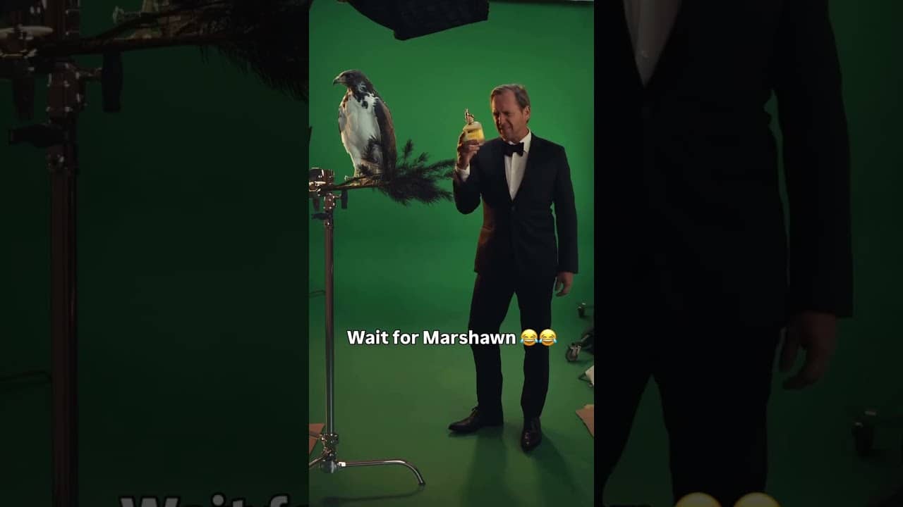 Marshawn Lynch in the Seahawks schedule release 😂 (via @seahawks/IG)