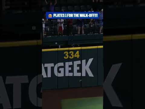 Jake Burger completes the comeback for the Rangers with a walk-off 🍔!!
