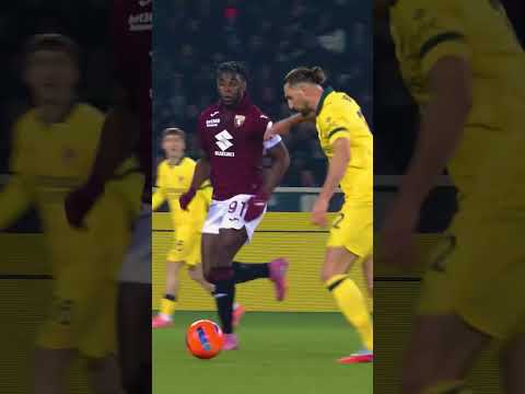 Come va cavallo? 🐴🇫🇷 | Ibrahimović | Rabiot | #shorts