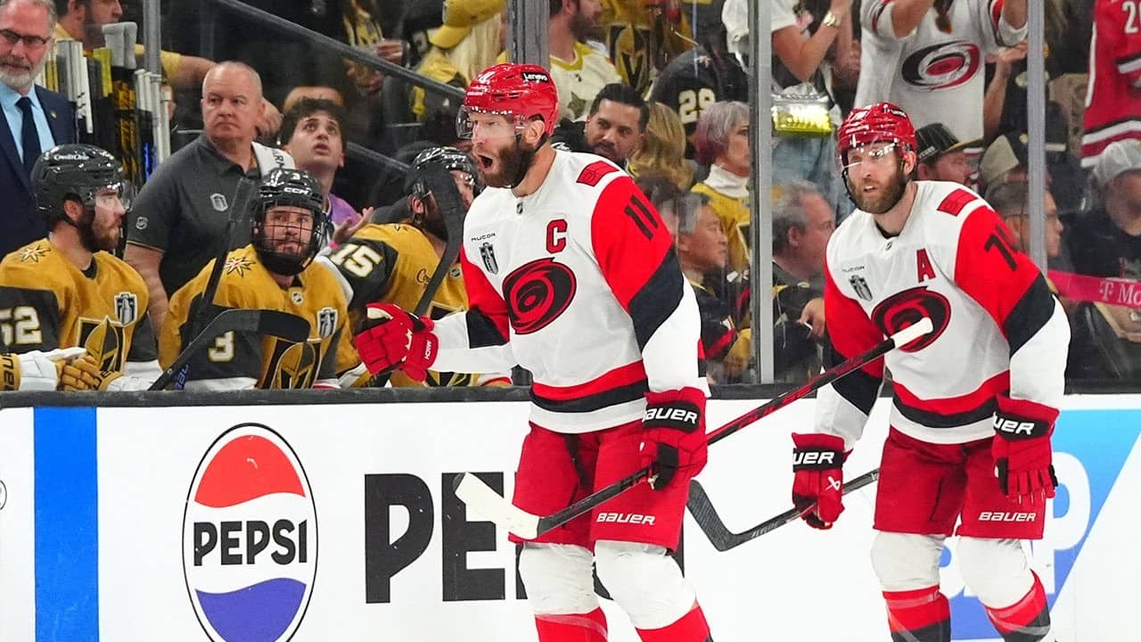 3 GOALS in 39 SECONDS as Canes set Stanley Cup Record!!!