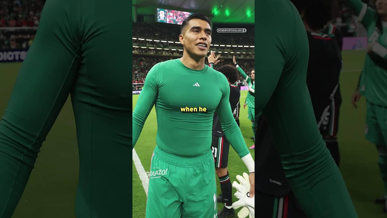 Raúl Rangel a HERO for Mexico with clutch double save 🇲🇽🧤 #FIFAWorldCup #GolazoMatchnight #Mexico
