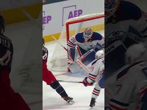 COYLE STARTS THE SECOND PERIOD STRONG! 🤩