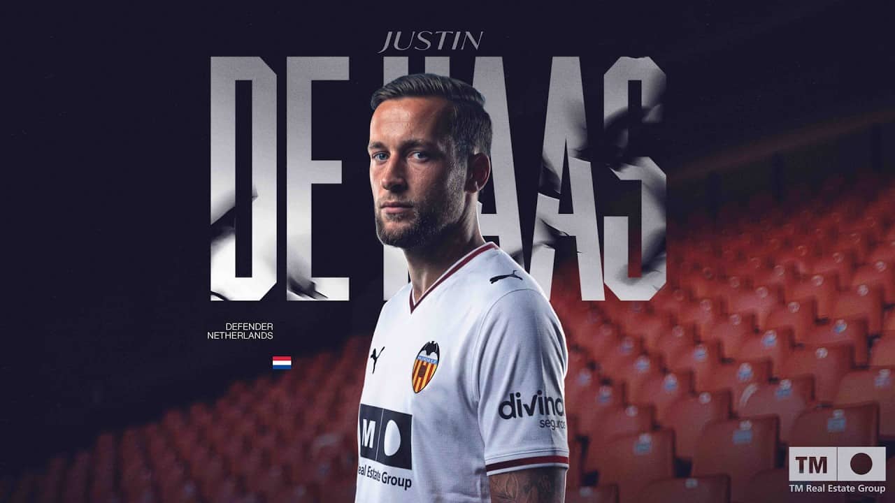 PRESENTACIÓN DE JUSTIN DE HAAS COMO JUGADOR DEL VALENCIA CF