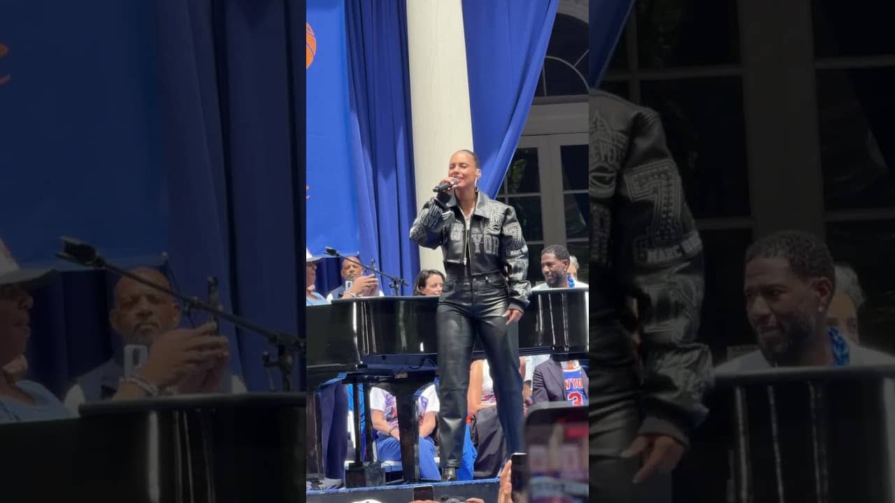 Alicia Keys did a rendition of Billy Joel’s “New York State of Mind” at the Knicks’ celebration 🎵🗽
