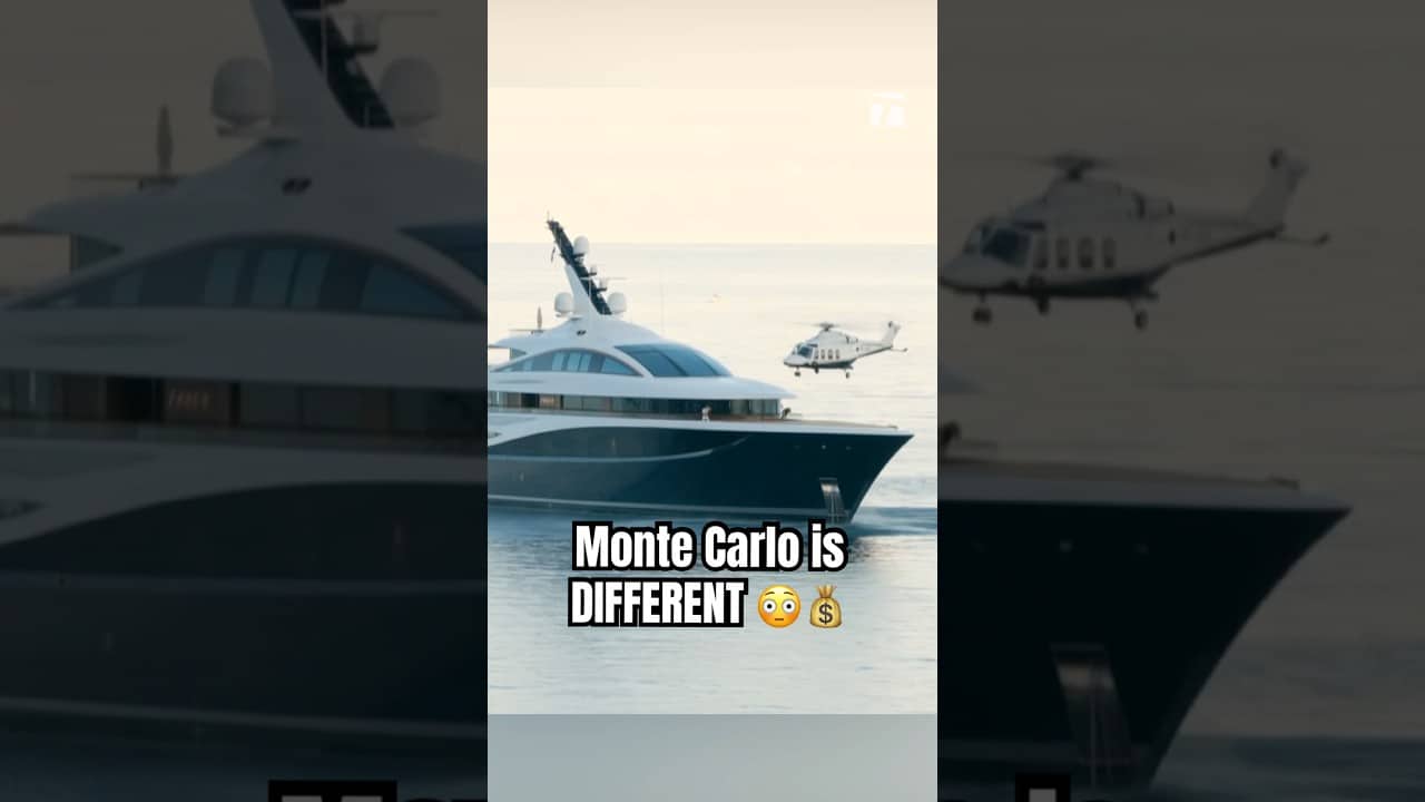 Can I get a lift? 🚁 #rolexmontecarlomasters #yatch #helicopter