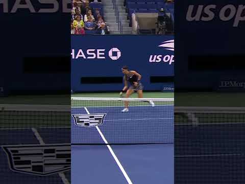 Gauff covers the ENTIRE court! 🤩