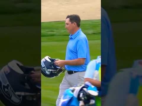 Helmet off, bucket hat on, chip shot IN👇