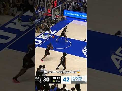 He threw that one down 💪 #duke #dukebasketball  #accbasketball #collegebasketball  #collegesports