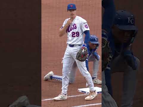 Sean Manaea with the pickoff 😤 #mets #mlb #baseball #sports #highlights #royals
