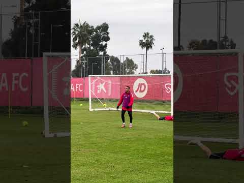 🇨🇱 NIÑO MARAVILLA 🌟  #sevillafc #futbol #training #shorts