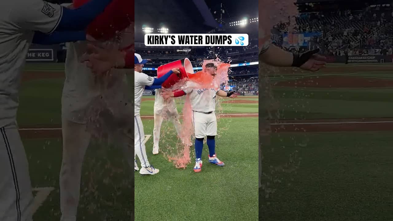 Alejandro Kirk deserves all the water dumps 😌💦 #MLB #BlueJays #Toronto