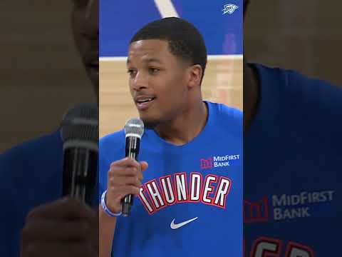 Ahead of Martin Luther King Jr. Day, Chris Youngblood addresses our home crowd pregame 🎙️