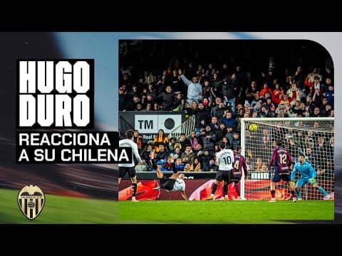 EL DELANTERO DEL VALENCIA CF VISUALIZA SU GOLAZO EN EL DERBI ANTE EL LEVANTE UD
