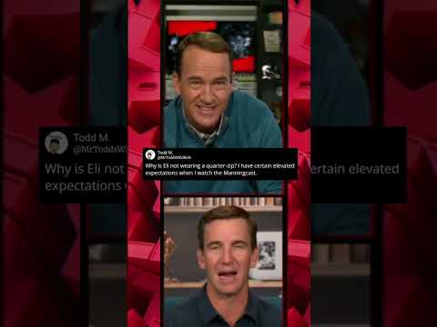 The Manning bros are big fans of quarter-zips 😅