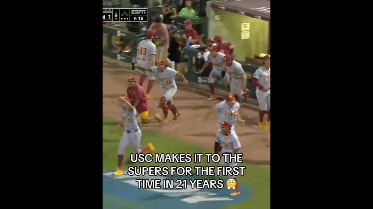 USC DOES IT! ⚾