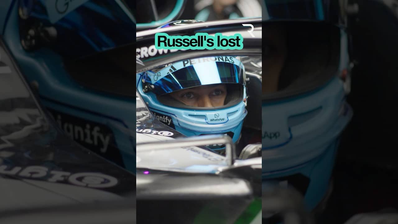 George Russell doesn't know where to turn 😕