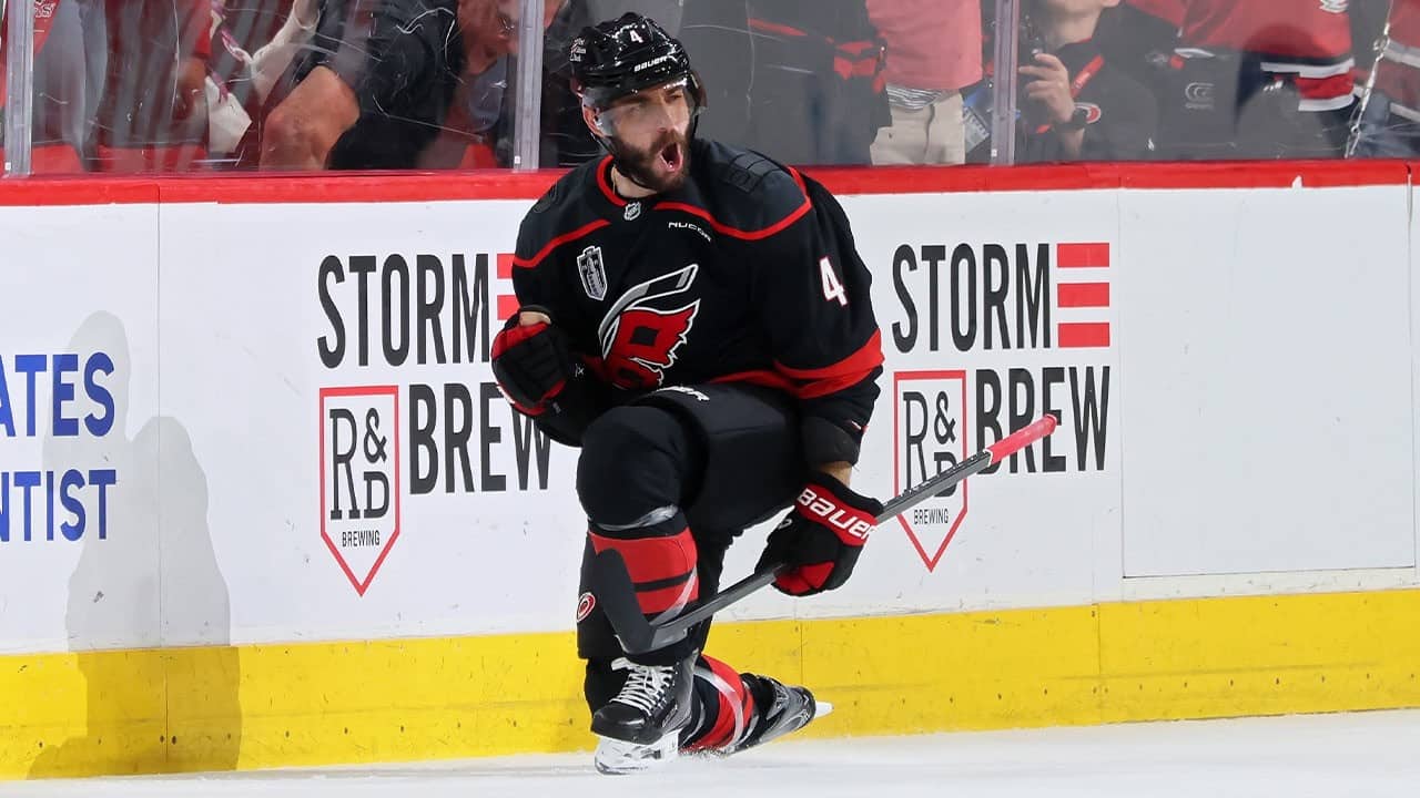 TIED LATE! Hurricanes draw even in Game 1