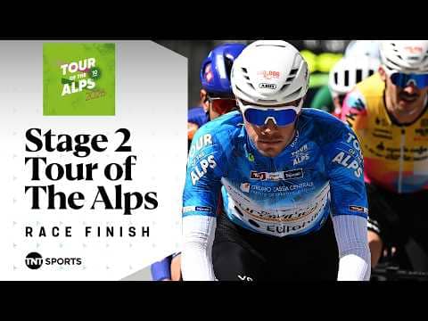 HIS FIRST VICTORY IN ITALY! 🤩 | 2026 Tour of The Alps Stage 2 Final KM's | TNT Sports Cycling