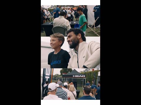 Matteo Berrettini + fans = all smiles at our HEAD Booth in Kooyong 😁🫶
