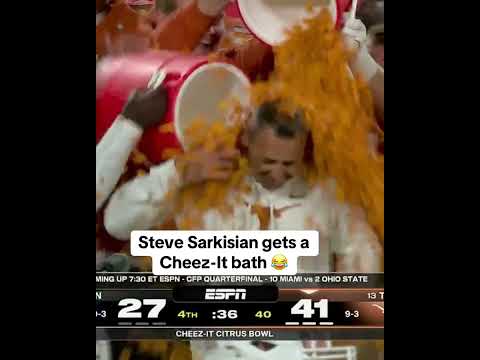 Sark got a Cheez-It bath 😂