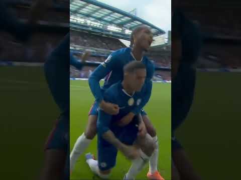 Enzo heads Chelsea in front of Brighton 💥