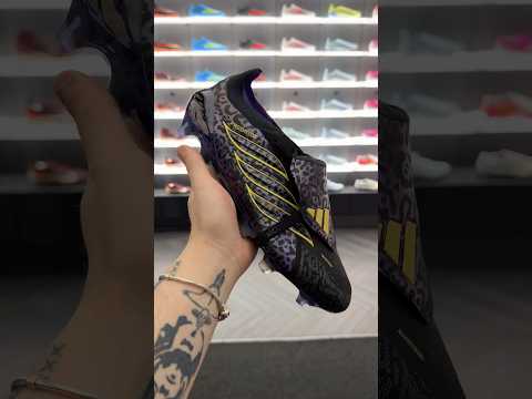 Kaka’s new Predator is MAD 🔮 #footballboots #kaka #realmadrid #adidas #footballer