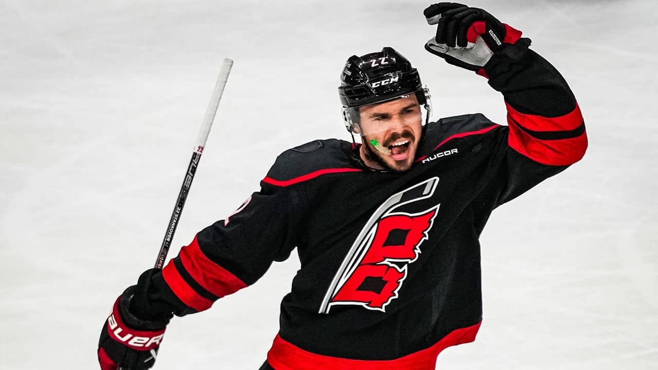 Canes SURGE to make it 3-0 in Game 5!
