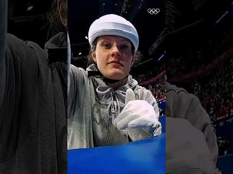 Take a look at how we captured those low-angle speed skating shots at #MilanoCortina2026. ❄️🎥 👀