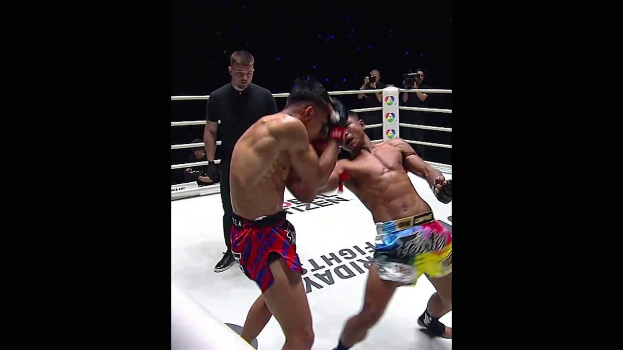 BLOW FOR BLOW 💥 Johan Ghazali throws down with Shimon at ONE SAMURAI 1!