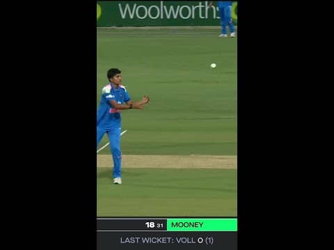 ON A HAT-TRICK! What an over from Charani #AUSvIND