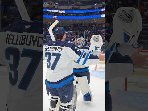 First win of the season for ERIC COMRIE 🤗