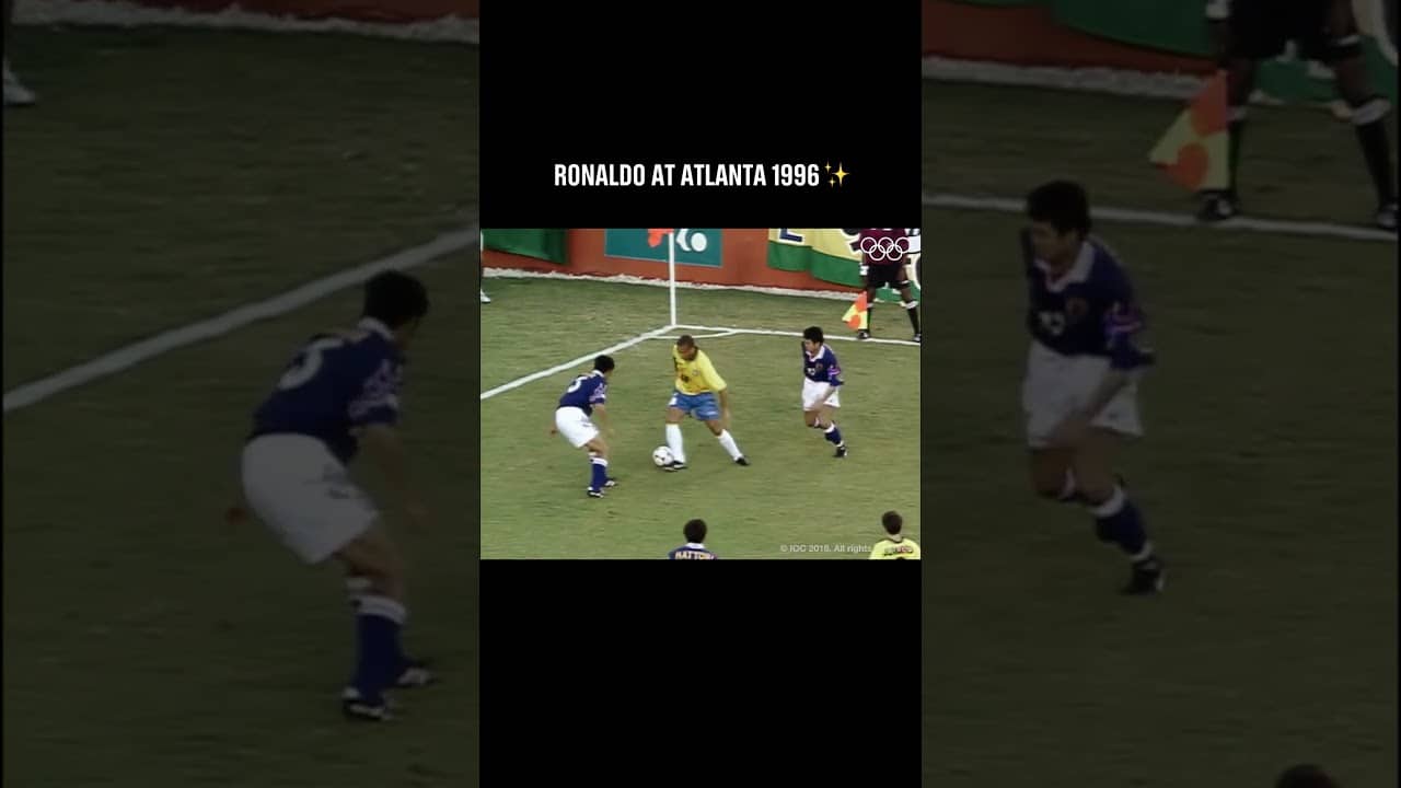 19 years old and the world under his feet. ⚽️