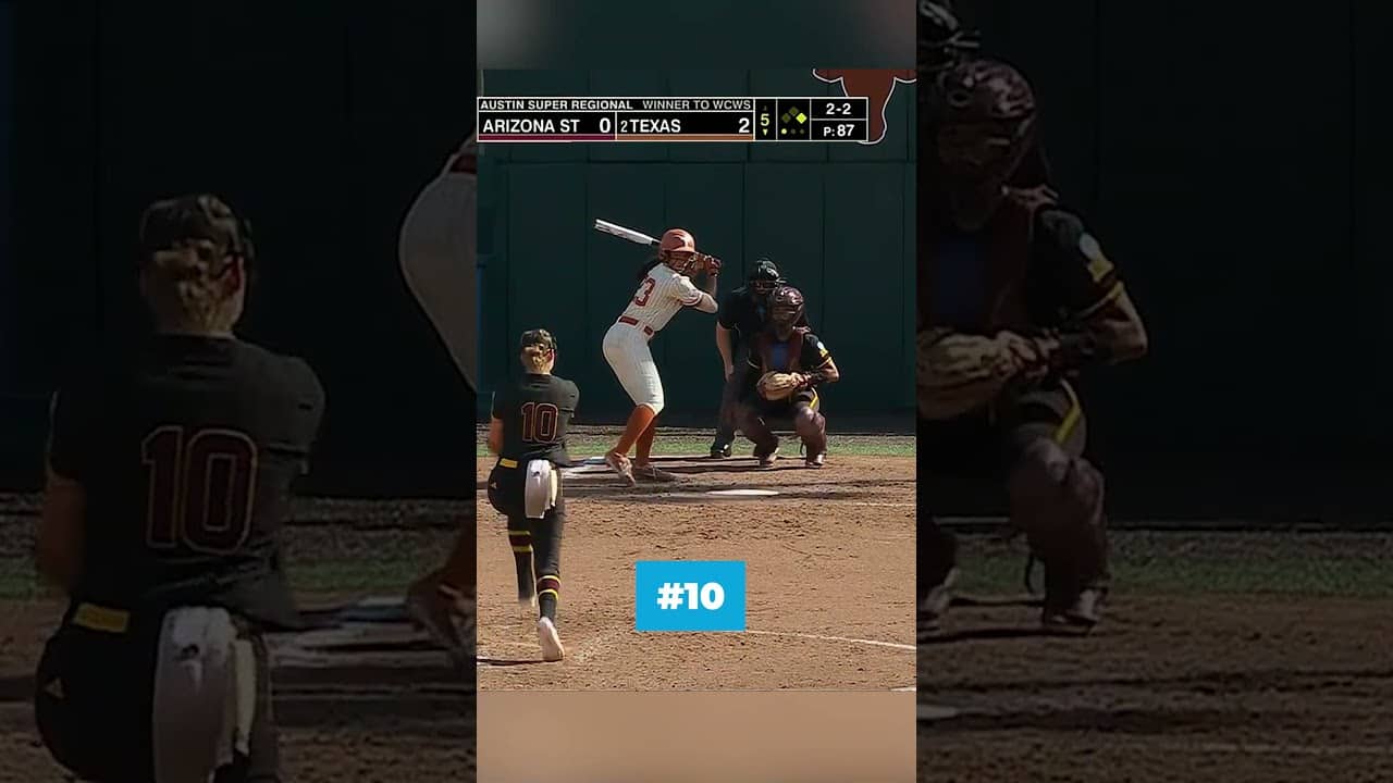 17 PITCHES IN 1 AT-BAT... and the anticipation was worth it 🤯 #shorts