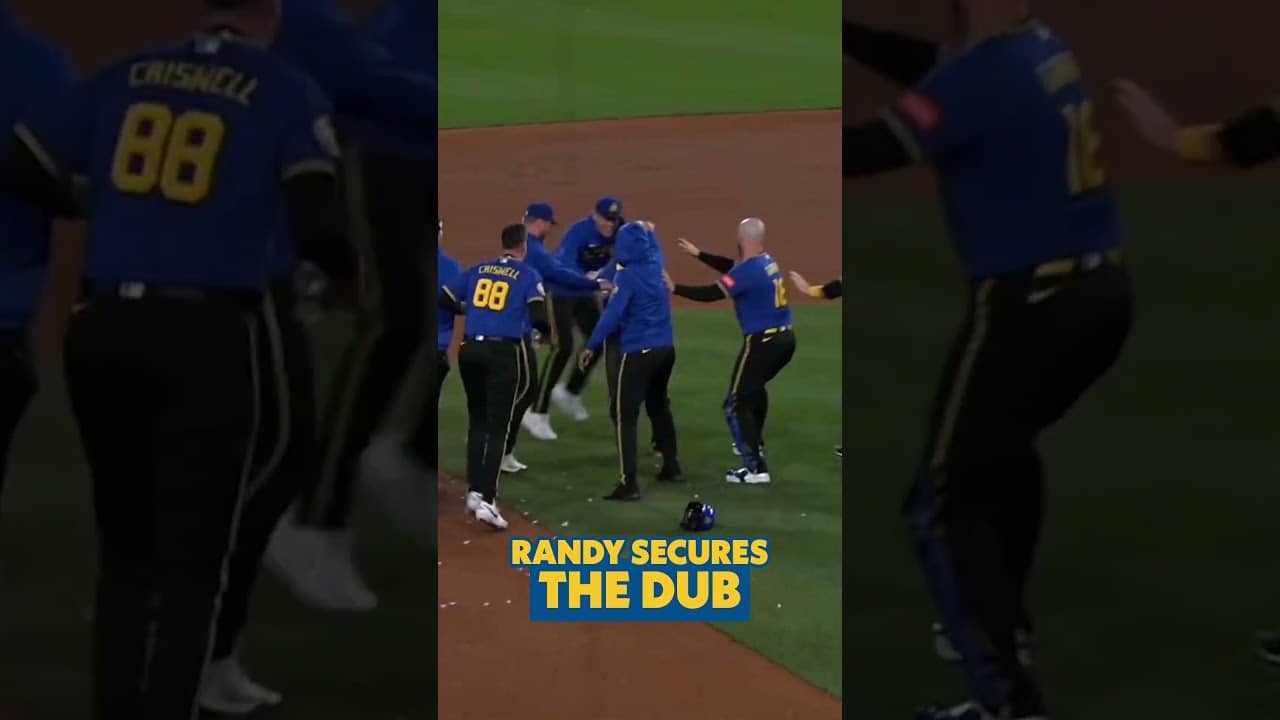 RANDY WALKS IT OFF!
