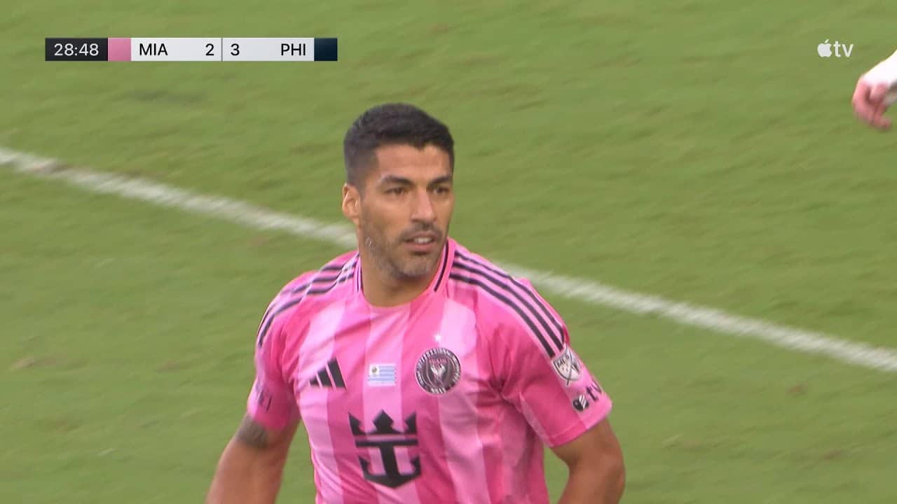 Luis Suárez BEAUTIFUL Goal Off The Volley For Inter Miami!