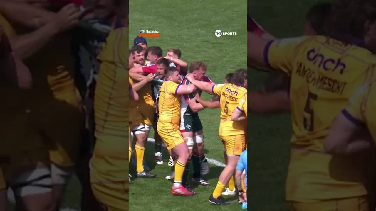 Massive East Midlands Derby Scuffle!