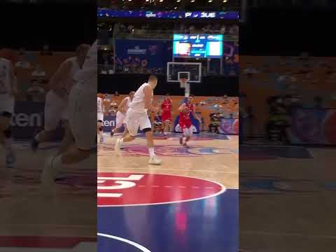 This defense by Jokic was elite 🤯 #Eurobasket