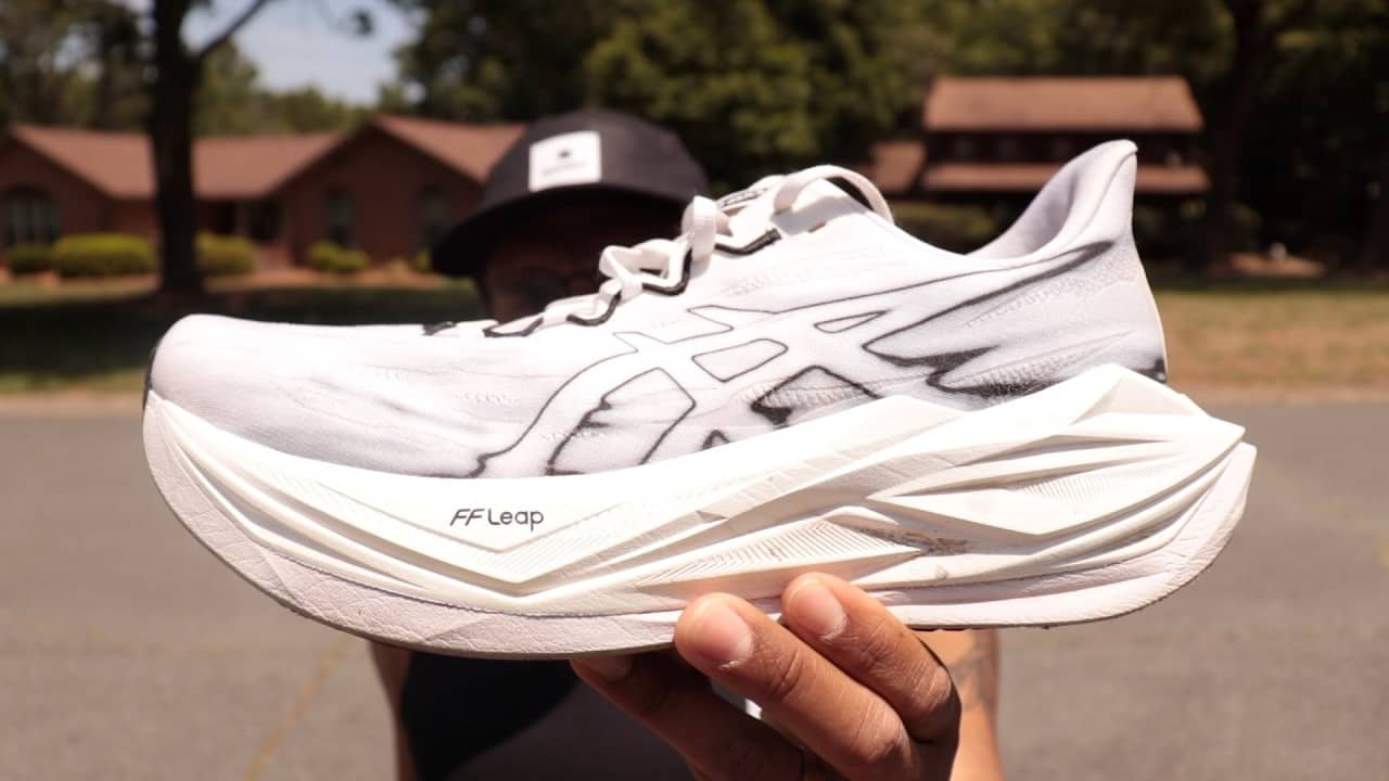 100 Mile Review: Asics Superblast 3