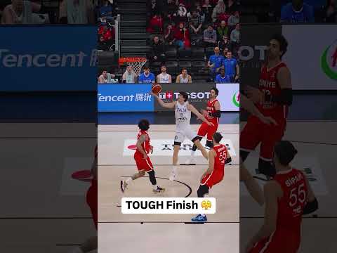 Muscled his way through traffic 💪🇮🇹 #EuroBasket