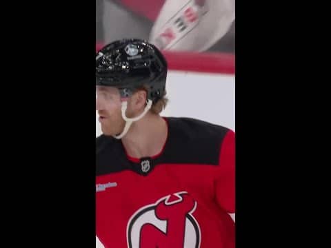 Dougie Hamilton with a Short Goal vs. Nashville Predators