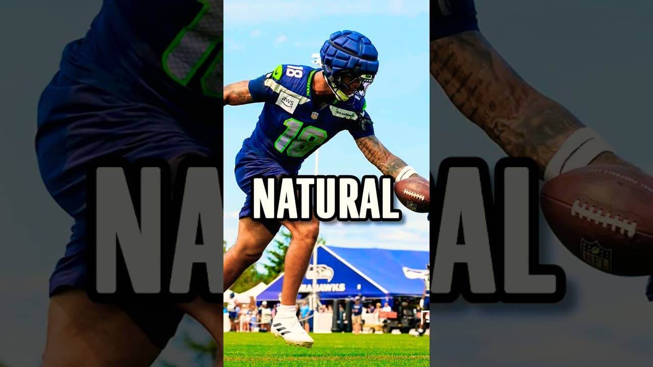 Elijah Arroyo is a NATURAL catcher of the football🔥 #nfl #seahawks #seattleseahawks